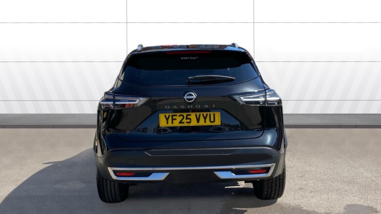 Nissan Qashqai 1.3 DiG-T MH N-Connecta 5dr Petrol Hatchback